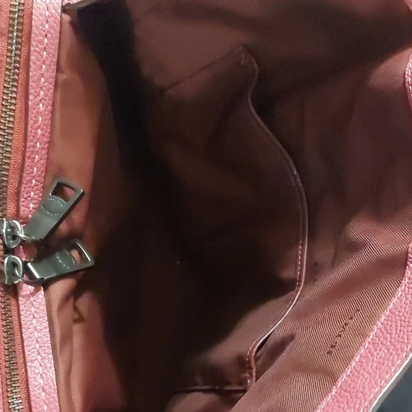 Coach Pink Shoulder Bag with Floral Tea Rose Embellishments - Picture 6 of 8